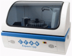 Random access biochemistry analyser